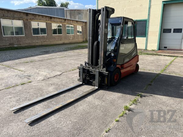 Linde Elektrogabelstapler E 25 s