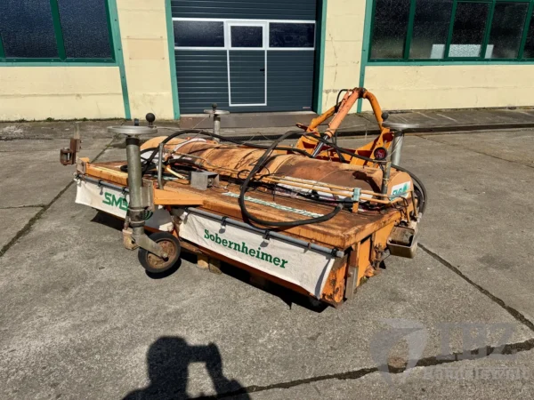 Sobernheimer Kehrmaschine UKM 220 U Unimog